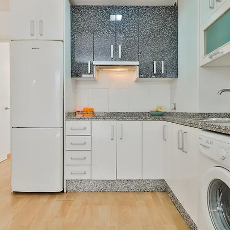 C47 - Cosy Aapartment With Parking Appartement