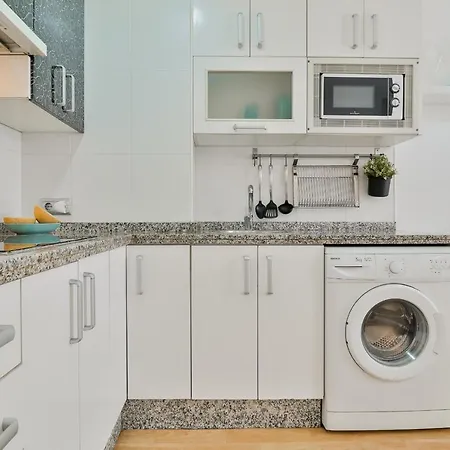 C47 - Cosy Aapartment With Parking Málaga